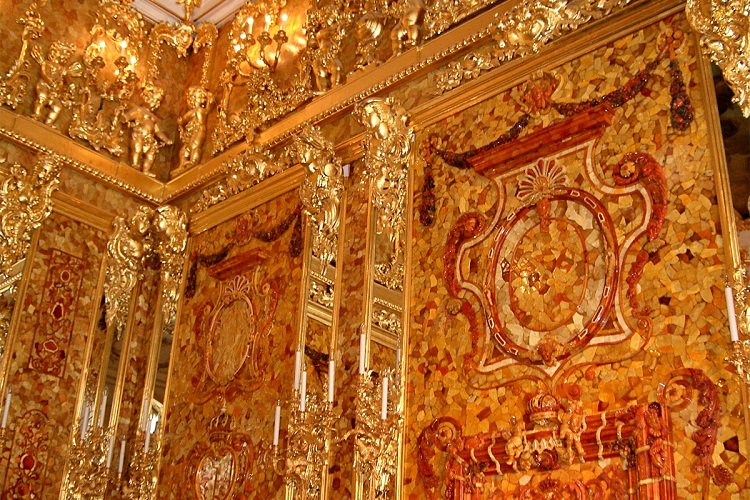 Янтарная комната в Екатерининском дворц